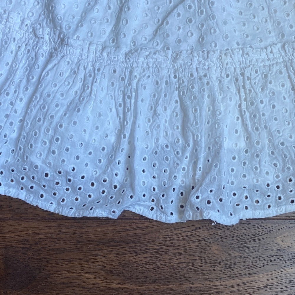 Adorable White Eyelet Skirt for Kids - Picture 3 of 7